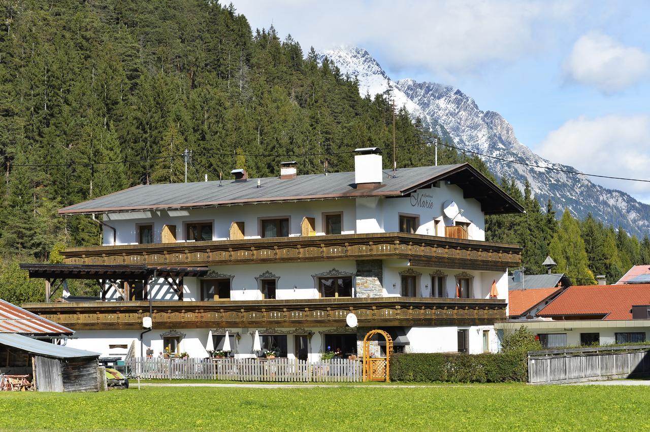 Pension Und Apartments Landhaus Marie Leutasch Exterior photo